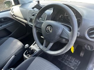 /photos/10278/5103a2ac-4bc8-4162-aa75-427d79ab428f_i320x240.jpg