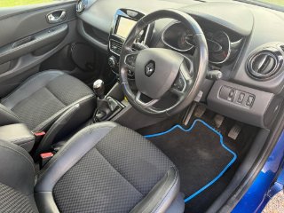 /photos/10278/58612985-f34b-4363-b6fb-8d1e2e19adbe_i320x240.jpg