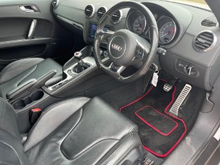 /photos/10278/8d423592-8787-4e49-9ed8-60695517825c_i320x240.jpg