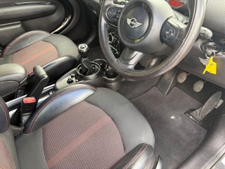/photos/10278/9053fe32-fa2a-4696-b010-22d9d2466d30_i320x240.jpg